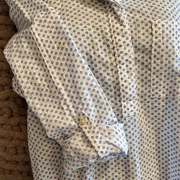 Gap Classic White Long Sleeve Patterned with Blue Circles Collared Top Size L - Picture 7 of 12
